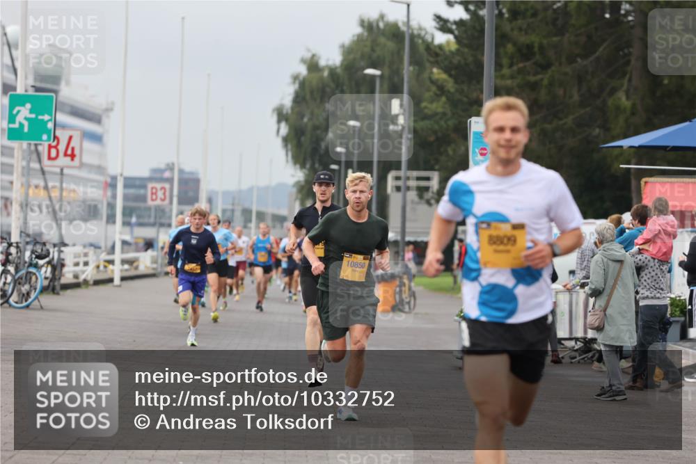13.09.2026 - Kiel Lauf Andreas Tolksdorf http://msf.ph/oto/10332752 13.09.2026 09:51:44 Kiellinie 4, 3, 10850, 8809 meine-sportfotos.de