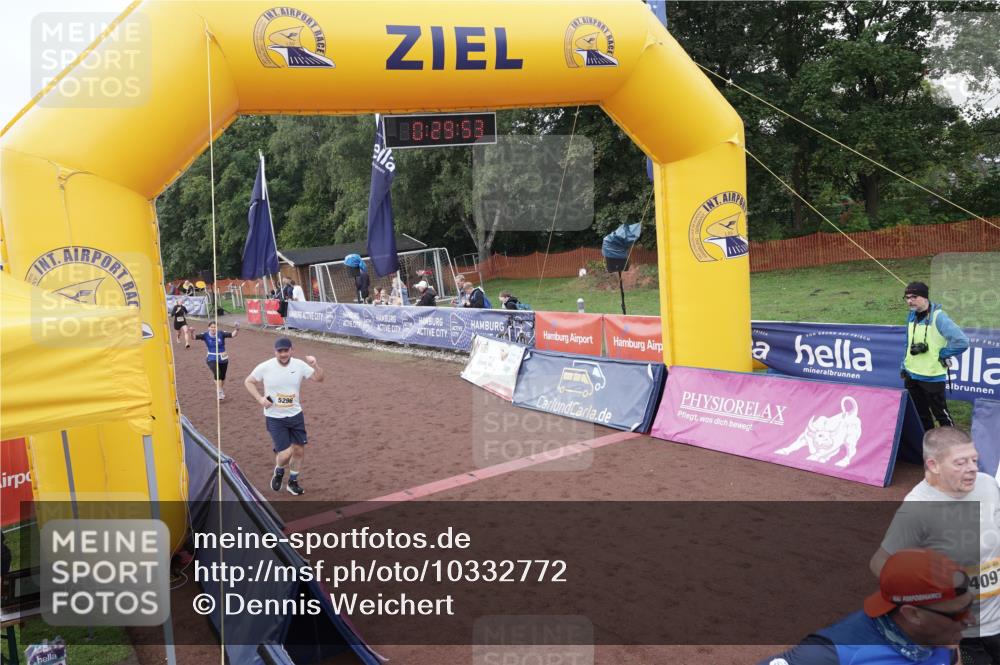 13.09.2026 - Airport Race Dennis Weichert http://msf.ph/oto/10332772 13.09.2026 10:30:26 Ziel 4064, 4097, 4100, 5075, 5156, 5266, 5267, 5296, 5307, 5390, 5416, 5419 meine-sportfotos.de