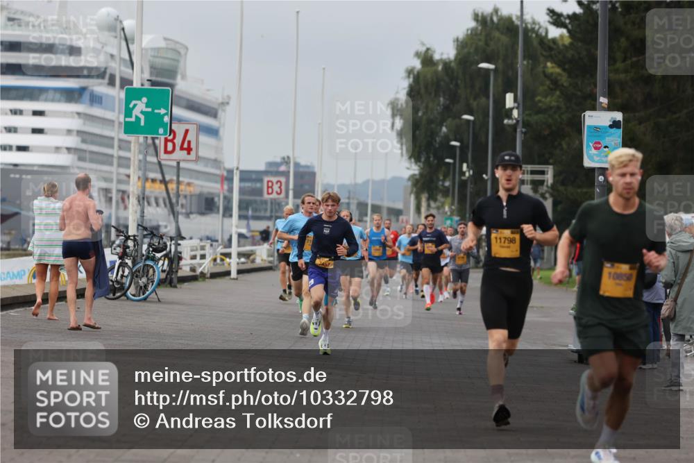 13.09.2026 - Kiel Lauf Andreas Tolksdorf http://msf.ph/oto/10332798 13.09.2026 09:51:45 Kiellinie 4, 3, 11798, 10850 meine-sportfotos.de