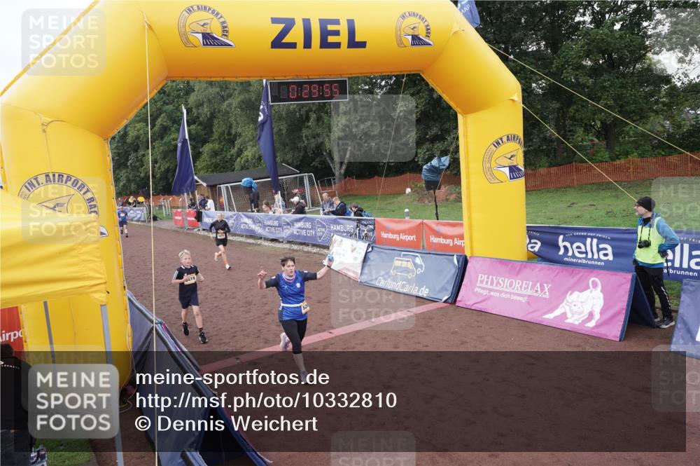 13.09.2026 - Airport Race Dennis Weichert http://msf.ph/oto/10332810 13.09.2026 10:30:29 Ziel 4064, 4097, 4100, 5075, 5266, 5267, 5296, 5307, 5341, 5404, 5419 meine-sportfotos.de