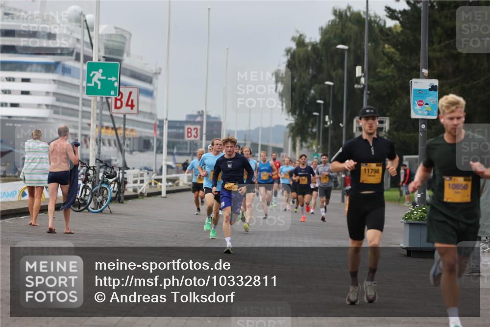 13.09.2026 - Kiel Lauf Andreas Tolksdorf http://msf.ph/oto/10332811 13.09.2026 09:51:45 Kiellinie 3, 4, 3, 11798, 10850, 7457 meine-sportfotos.de