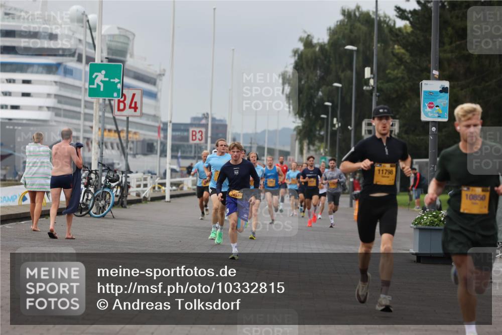 13.09.2026 - Kiel Lauf Andreas Tolksdorf http://msf.ph/oto/10332815 13.09.2026 09:51:45 Kiellinie 3, 4, 3, 7457, 11798, 10850 meine-sportfotos.de