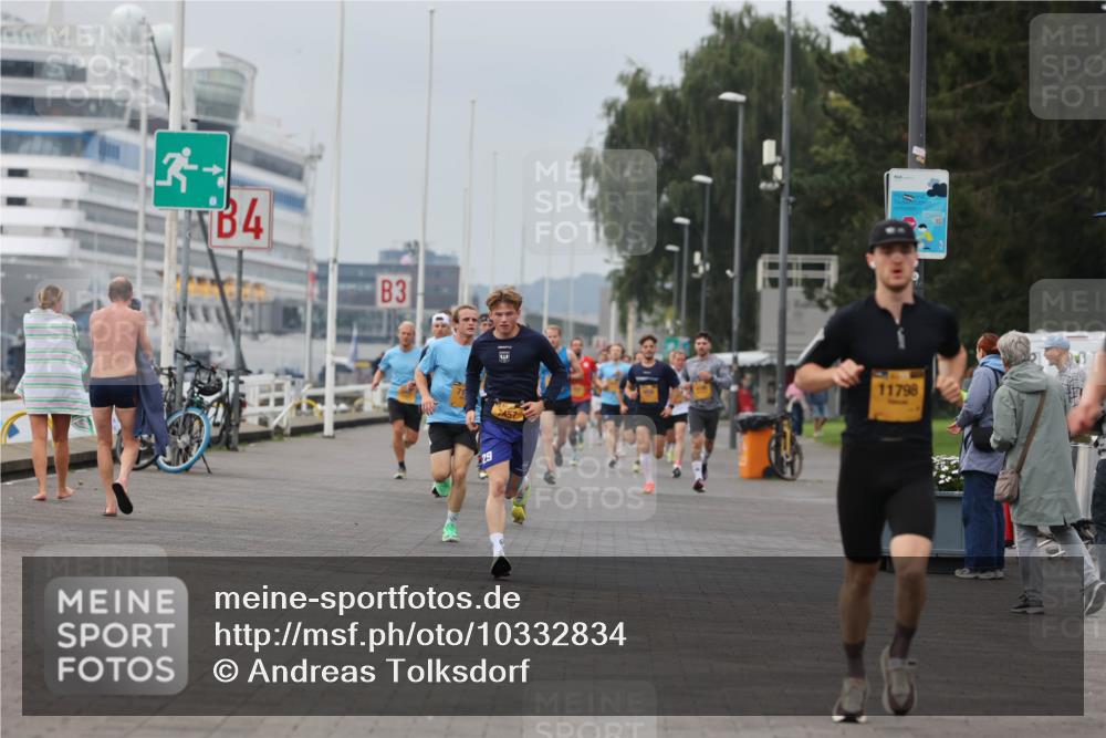 13.09.2026 - Kiel Lauf Andreas Tolksdorf http://msf.ph/oto/10332834 13.09.2026 09:51:46 Kiellinie 3, 4, 3, 29, 2457, 11798 meine-sportfotos.de