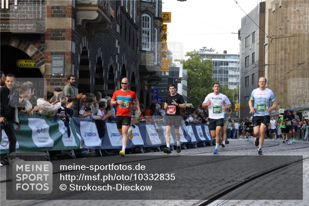 13.09.2026 - 21. swb-Marathon Bremen Strokosch-Dieckow http://msf.ph/oto/10332835 13.09.2026 13:16:13 Ziel 145, 982, 1955, 2623, 2733, 3119, 3149, 3422, 3689, 3836, 3991, 4573, 4823, 5430, 5474, 5588, 5913, 6481, 7307, 7413, 9122, 9278, 13149, 13249, 740, 755, 792, 1162, 1605, 2604, 5554, 5963, 6721, 7053, 7603, 7801, 9031, 9115 meine-sportfotos.de
