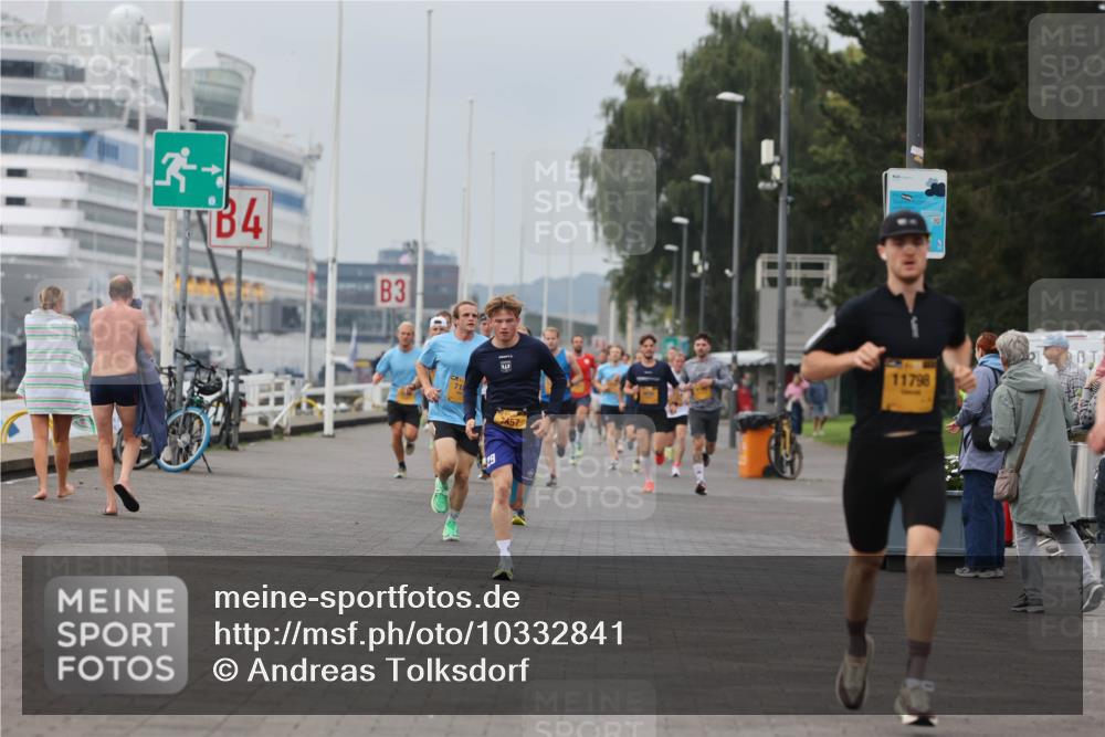 13.09.2026 - Kiel Lauf Andreas Tolksdorf http://msf.ph/oto/10332841 13.09.2026 09:51:46 Kiellinie 4, 3, 29, 457, 11798 meine-sportfotos.de