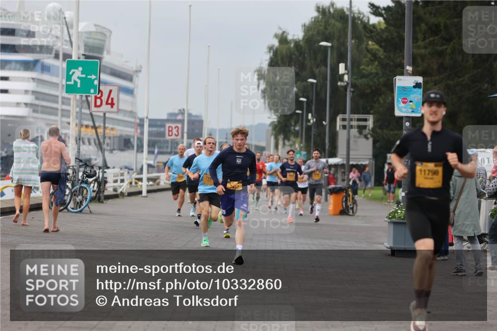 13.09.2026 - Kiel Lauf Andreas Tolksdorf http://msf.ph/oto/10332860 13.09.2026 09:51:46 Kiellinie 3, 4, 3, 719, 7457, 9, 11798 meine-sportfotos.de