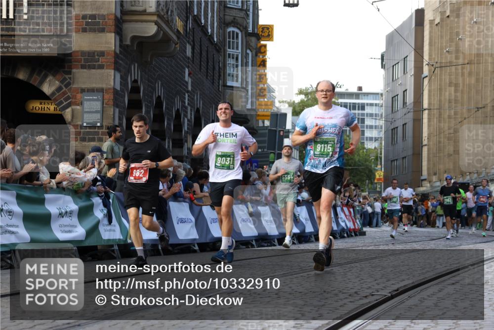13.09.2026 - 21. swb-Marathon Bremen Strokosch-Dieckow http://msf.ph/oto/10332910 13.09.2026 13:16:15 Ziel 145, 982, 1955, 2623, 2733, 3119, 3149, 3422, 3689, 3836, 3991, 4128, 4823, 5430, 5474, 5588, 5913, 6481, 7307, 7413, 8487, 9122, 9278, 13149, 13249, 755, 792, 1076, 1162, 2604, 5554, 5963, 7053, 7603, 7801, 8171, 8288, 9031, 9115 meine-sportfotos.de