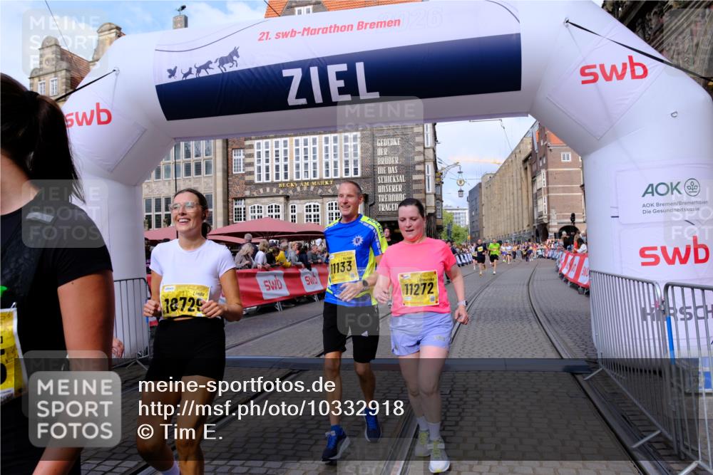 13.09.2026 - 21. swb-Marathon Bremen Tim E. http://msf.ph/oto/10332918 13.09.2026 11:05:10 Ziel 10198, 10283, 10315, 10465, 10481, 10729, 10741, 10850, 10855, 10856, 10940, 10975, 11006, 11133, 11272, 11366, 11395, 11518, 11705, 11757, 11939, 12005, 12235, 12420, 12493, 12495, 12498, 12500, 12502, 12522, 12563 meine-sportfotos.de