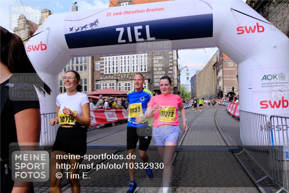 13.09.2026 - 21. swb-Marathon Bremen Tim E. http://msf.ph/oto/10332930 13.09.2026 11:05:10 Ziel 10198, 10283, 10315, 10465, 10481, 10729, 10741, 10850, 10855, 10856, 10940, 10975, 11006, 11133, 11272, 11366, 11395, 11518, 11705, 11757, 11939, 12005, 12235, 12420, 12493, 12495, 12498, 12500, 12502, 12522, 12563 meine-sportfotos.de