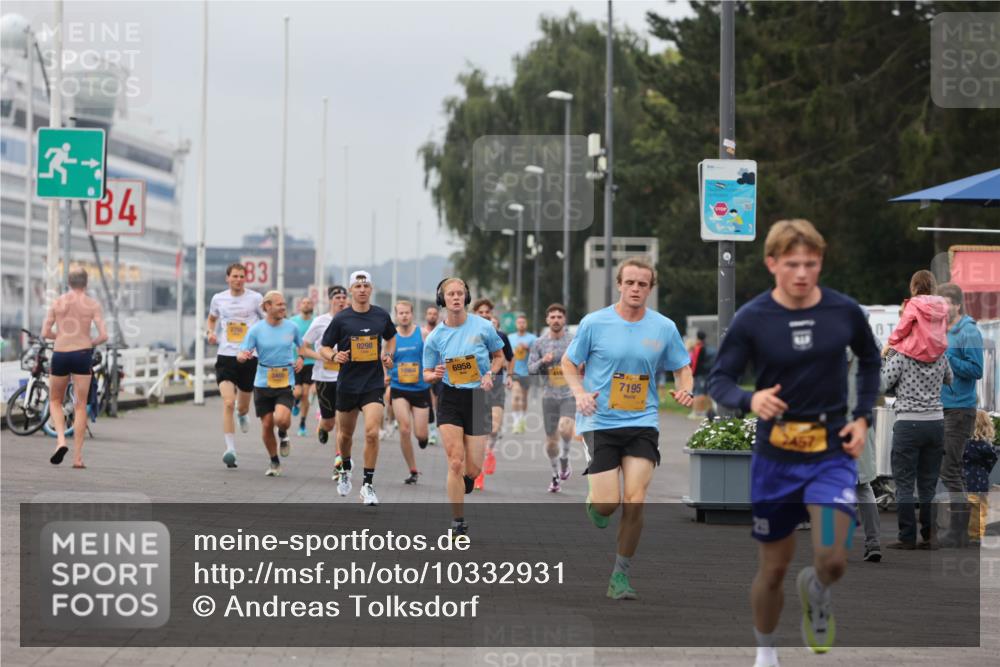 13.09.2026 - Kiel Lauf Andreas Tolksdorf http://msf.ph/oto/10332931 13.09.2026 09:51:50 Kiellinie 4, 83, 9298, 10964, 6958, 7195 meine-sportfotos.de