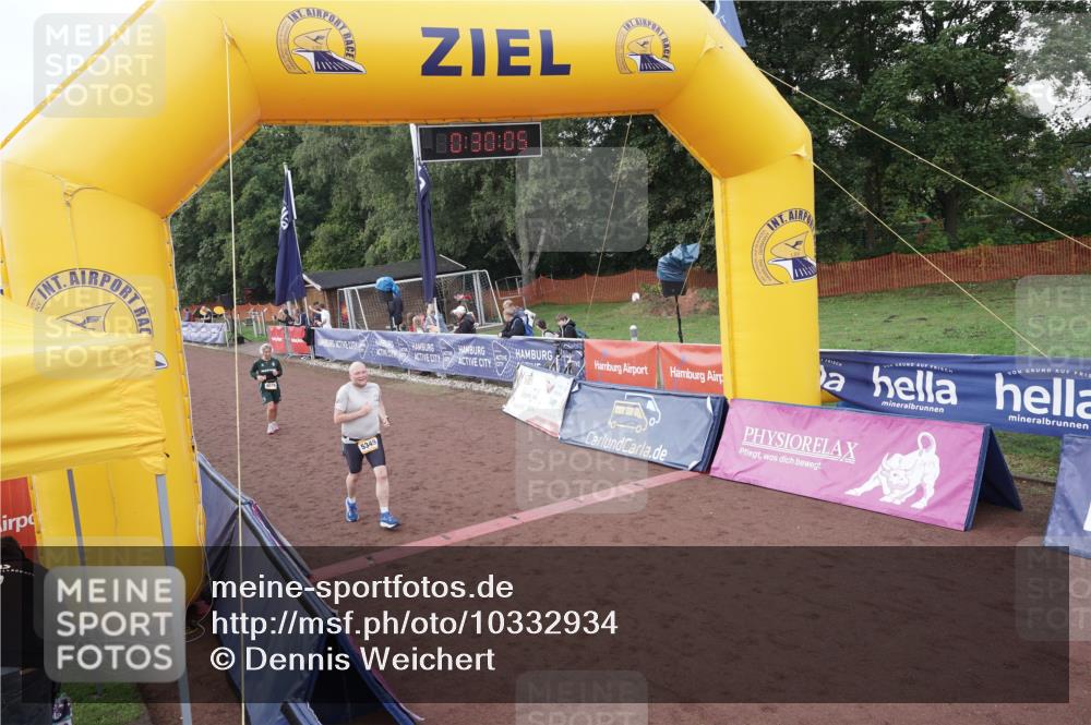 13.09.2026 - Airport Race Dennis Weichert http://msf.ph/oto/10332934 13.09.2026 10:30:39 Ziel 4076, 5341, 5349, 5404 meine-sportfotos.de