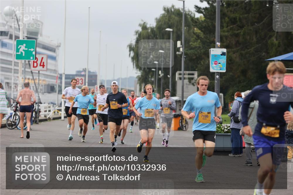 13.09.2026 - Kiel Lauf Andreas Tolksdorf http://msf.ph/oto/10332936 13.09.2026 09:51:50 Kiellinie 4, 83, 3465, 9298, 0964, 1, 3, 6958, 4199, 7195 meine-sportfotos.de