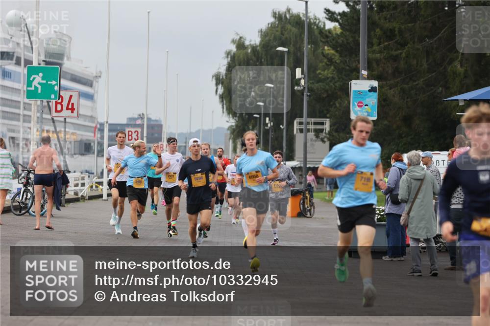 13.09.2026 - Kiel Lauf Andreas Tolksdorf http://msf.ph/oto/10332945 13.09.2026 09:51:50 Kiellinie 4, 3, 2937, 9298, 6958, 419, 7195 meine-sportfotos.de