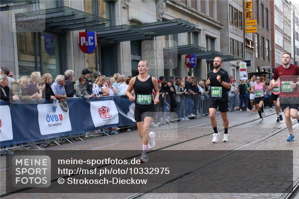 13.09.2026 - 21. swb-Marathon Bremen Strokosch-Dieckow http://msf.ph/oto/10332975 13.09.2026 13:23:28 Ziel 135, 342, 2210, 2288, 2485, 2490, 2517, 2560, 2627, 3044, 3138, 3642, 3856, 4601, 4671, 5011, 5116, 5146, 5231, 5908, 6157, 6332, 6648, 6843, 7105, 7216, 7357, 7475, 7761, 8051, 8052, 8095, 8290, 8560, 10059, 10115, 13007, 13197, 672, 1900, 2306, 2371, 2409, 2427, 2827, 2899, 2961, 3078, 3173, 3374, 3531, 3729, 3861, 3920, 3939, 5820, 5821, 6848, 6923, 8045, 8231, 8304, 8732, 8787, 8863, 9088, 9196, 9436, 9827, 10127 meine-sportfotos.de