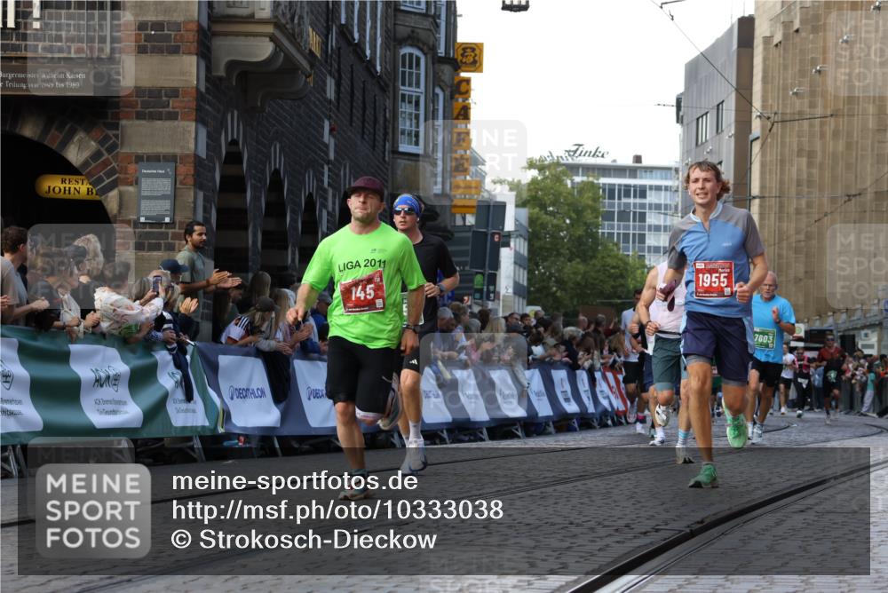 13.09.2026 - 21. swb-Marathon Bremen Strokosch-Dieckow http://msf.ph/oto/10333038 13.09.2026 13:16:24 Ziel 145, 481, 663, 1955, 2623, 3134, 3149, 4128, 4823, 5430, 5913, 6106, 6744, 7307, 7413, 8398, 8487, 9278, 13008, 13149, 13158, 816, 985, 1076, 1162, 2604, 5255, 6367, 7053, 7603, 8171, 8288 meine-sportfotos.de