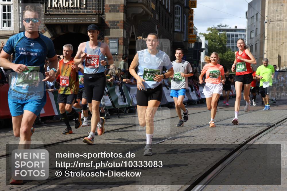 13.09.2026 - 21. swb-Marathon Bremen Strokosch-Dieckow http://msf.ph/oto/10333083 13.09.2026 13:25:46 Ziel 209, 260, 1119, 1650, 1658, 2046, 3168, 3187, 4294, 5755, 5814, 6113, 6380, 7252, 8357, 8545, 8695, 8769, 9036, 9299, 9460, 9468, 9506, 9563, 13025, 1163, 1647, 2033, 2062, 2708, 2987, 3248, 3516, 4067, 4161, 4411, 4476, 4842, 5013, 5558, 5622, 5701, 6135, 6605, 7638, 7780, 8271, 8361, 8592, 9266, 9794 meine-sportfotos.de