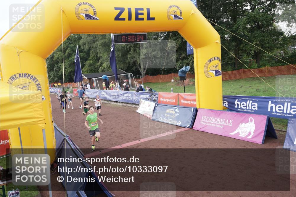 13.09.2026 - Airport Race Dennis Weichert http://msf.ph/oto/10333097 13.09.2026 10:31:07 Ziel 5070, 5071, 5177, 5215, 5238, 5251, 5272, 5408, 5410 meine-sportfotos.de