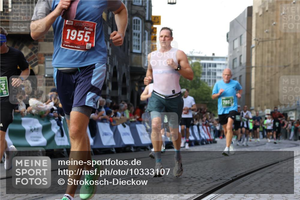 13.09.2026 - 21. swb-Marathon Bremen Strokosch-Dieckow http://msf.ph/oto/10333107 13.09.2026 13:16:26 Ziel 145, 481, 663, 740, 1605, 1955, 2623, 3134, 3149, 4128, 4823, 5430, 5913, 6106, 6721, 6744, 7307, 7413, 8398, 8487, 9278, 13008, 13158, 696, 816, 985, 1076, 1162, 2474, 5255, 6367, 7053, 7603, 7875, 8171, 8288 meine-sportfotos.de