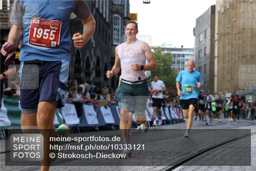 13.09.2026 - 21. swb-Marathon Bremen Strokosch-Dieckow http://msf.ph/oto/10333121 13.09.2026 13:16:26 Ziel 145, 481, 663, 740, 1605, 1955, 2623, 3134, 3149, 4128, 4823, 5430, 5913, 6106, 6721, 6744, 7307, 7413, 8398, 8487, 9278, 13008, 13158, 696, 816, 985, 1076, 1162, 2474, 5255, 6367, 7053, 7603, 7875, 8171, 8288 meine-sportfotos.de