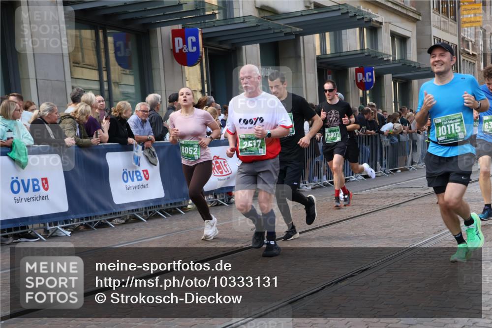 13.09.2026 - 21. swb-Marathon Bremen Strokosch-Dieckow http://msf.ph/oto/10333131 13.09.2026 13:23:35 Ziel 342, 2210, 2288, 2370, 2485, 2517, 2560, 2967, 3044, 3642, 4601, 4671, 5011, 5104, 5116, 5146, 5231, 5397, 5623, 6157, 6332, 6648, 6772, 7094, 7105, 7216, 7357, 7475, 7761, 8051, 8052, 8095, 8179, 8290, 10059, 10115, 13007, 13197, 135, 672, 2306, 2371, 2409, 2427, 2485, 2490, 2560, 2627, 2899, 3078, 3138, 3173, 3531, 3856, 3861, 3939, 5820, 5821, 5908, 6843, 6848, 6923, 8045, 8560, 8863, 9088, 9196, 9436, 10127 meine-sportfotos.de