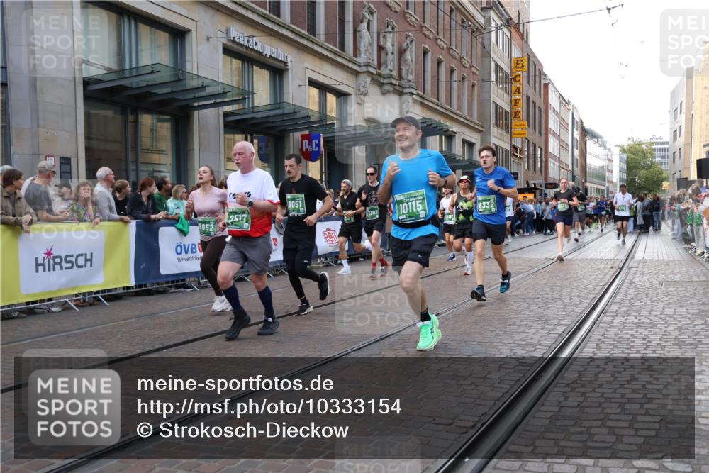 13.09.2026 - 21. swb-Marathon Bremen Strokosch-Dieckow http://msf.ph/oto/10333154 13.09.2026 13:23:36 Ziel 102, 342, 2210, 2288, 2370, 2517, 2967, 3044, 3642, 4601, 4671, 5011, 5104, 5116, 5146, 5231, 5397, 5623, 6157, 6332, 6648, 6772, 7094, 7105, 7216, 7357, 7475, 7761, 8051, 8052, 8095, 8179, 8290, 10059, 10115, 13007, 13197, 13219, 135, 672, 2371, 2409, 2427, 2485, 2490, 2560, 2627, 2899, 3078, 3138, 3173, 3531, 3856, 3861, 3939, 5820, 5821, 5908, 6157, 6843, 6848, 6923, 8045, 8095, 8560, 8863, 9088, 9196, 9436, 10127 meine-sportfotos.de