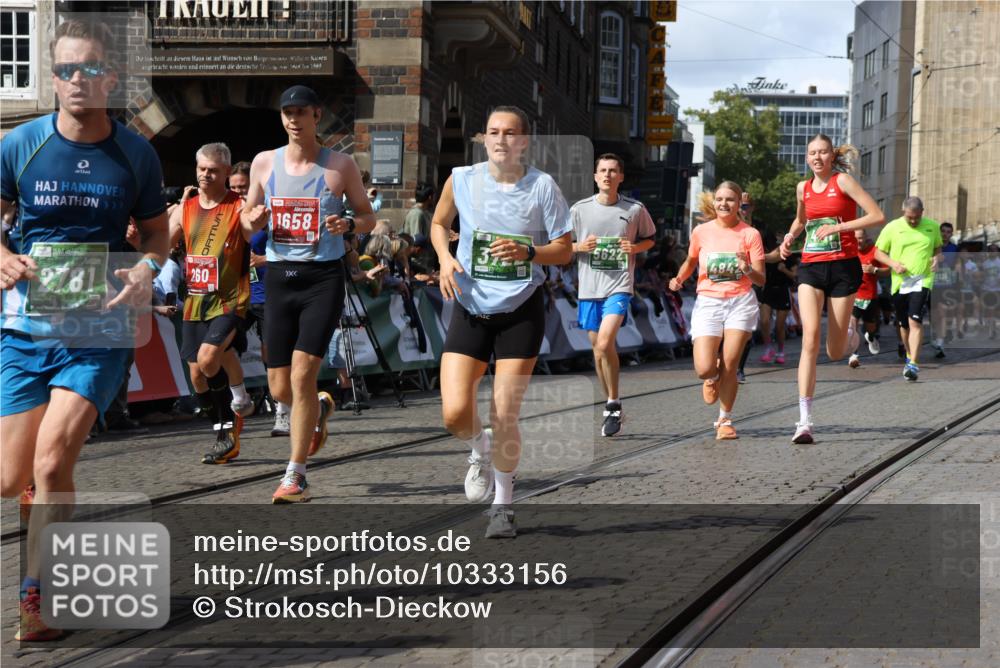 13.09.2026 - 21. swb-Marathon Bremen Strokosch-Dieckow http://msf.ph/oto/10333156 13.09.2026 13:25:46 Ziel 209, 260, 1119, 1650, 1658, 2046, 3168, 3187, 4294, 5755, 5814, 6113, 6380, 7252, 8357, 8545, 8695, 8769, 9036, 9299, 9460, 9468, 9506, 9563, 13025, 1163, 1647, 2033, 2062, 2708, 2987, 3248, 3516, 4067, 4161, 4411, 4476, 4842, 5013, 5558, 5622, 5701, 6135, 6605, 7638, 7780, 8271, 8361, 8592, 9266, 9794 meine-sportfotos.de