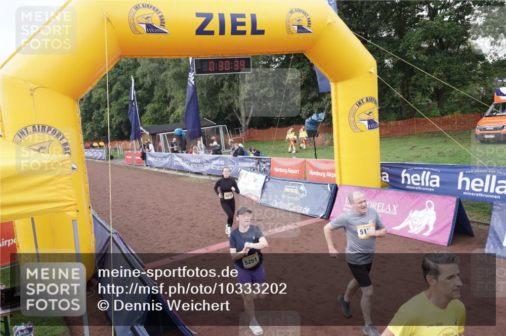 13.09.2026 - Airport Race Dennis Weichert http://msf.ph/oto/10333202 13.09.2026 10:31:13 Ziel 5070, 5071, 5171, 5177, 5215, 5238, 5251, 5272, 5408, 5410 meine-sportfotos.de