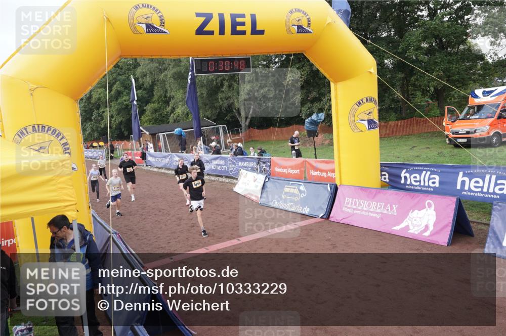 13.09.2026 - Airport Race Dennis Weichert http://msf.ph/oto/10333229 13.09.2026 10:31:22 Ziel 5106, 5119, 5125, 5146, 5149, 5171, 5372, 5374, 5398, 5415, 5424 meine-sportfotos.de