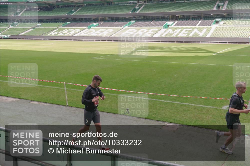 13.09.2026 - 21. swb-Marathon Bremen Michael Burmester http://msf.ph/oto/10333232 13.09.2026 13:05:39 Laufen im Stadion 109, 178, 217, 244, 287, 303, 323, 394, 430, 454, 534, 536, 565, 578, 613, 647, 784, 891, 900, 1073, 1239, 1243, 1274, 1307, 1308, 1365, 1373, 1380, 1456, 1533, 1574, 1581, 1627, 1656, 1687, 1780, 1823, 1909, 1914, 1932, 1941, 2023, 2076, 2089, 2126, 2241, 2244, 2265, 2301, 2310, 2355, 2356, 2369, 2393, 2430, 2452, 2464, 2602, 2723, 2742, 2764, 2867, 2872, 2910, 2919, 2957, 2959, 2985, 3028, 3030, 3115, 3217, 3278, 3320, 3343, 3419, 3444, 3485, 3521, 3796, 3909 meine-sportfotos.de
