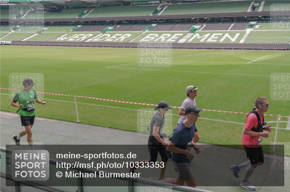 13.09.2026 - 21. swb-Marathon Bremen Michael Burmester http://msf.ph/oto/10333353 13.09.2026 13:05:52 Laufen im Stadion 109, 178, 217, 244, 287, 303, 323, 394, 430, 454, 536, 565, 578, 613, 647, 784, 891, 900, 1073, 1083, 1205, 1239, 1243, 1274, 1307, 1308, 1365, 1373, 1380, 1437, 1456, 1533, 1574, 1581, 1627, 1656, 1687, 1780, 1823, 1848, 1909, 1914, 1932, 1941, 2023, 2076, 2089, 2126, 2241, 2244, 2265, 2275, 2301, 2310, 2355, 2356, 2393, 2430, 2452, 2464, 2602, 2723, 2742, 2764, 2867, 2902, 2910, 2919, 2957, 2959, 2985, 3030, 3115, 3217, 3278, 3320, 3343, 3419, 3444, 3485 meine-sportfotos.de