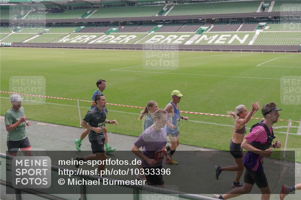 13.09.2026 - 21. swb-Marathon Bremen Michael Burmester http://msf.ph/oto/10333396 13.09.2026 13:05:56 Laufen im Stadion 109, 178, 217, 244, 287, 303, 310, 323, 372, 394, 430, 454, 536, 565, 578, 613, 647, 784, 891, 900, 1073, 1083, 1205, 1239, 1243, 1274, 1307, 1308, 1365, 1373, 1380, 1437, 1456, 1533, 1545, 1574, 1581, 1627, 1656, 1687, 1780, 1823, 1848, 1909, 1914, 1932, 1941, 2023, 2076, 2089, 2126, 2241, 2244, 2265, 2275, 2301, 2310, 2355, 2356, 2393, 2430, 2452, 2464, 2602, 2707, 2723, 2742, 2764, 2867, 2902, 2910, 2919, 2957, 2959, 2985, 3030, 3115, 3217, 3278, 3320, 3343, 3419, 3444, 3485 meine-sportfotos.de