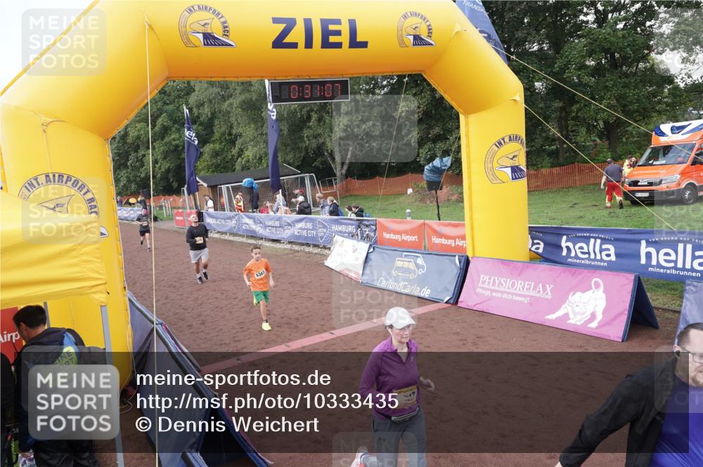 13.09.2026 - Airport Race Dennis Weichert http://msf.ph/oto/10333435 13.09.2026 10:31:41 Ziel 281, 4182, 5052, 5097, 5109, 5275, 5383, 5460 meine-sportfotos.de