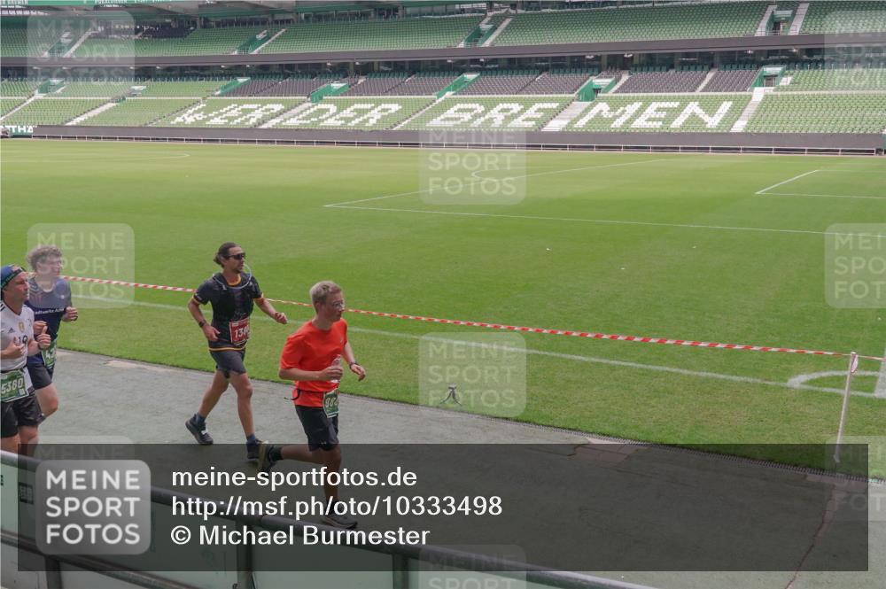 13.09.2026 - 21. swb-Marathon Bremen Michael Burmester http://msf.ph/oto/10333498 13.09.2026 13:06:11 Laufen im Stadion 109, 178, 217, 244, 287, 303, 310, 323, 372, 394, 430, 454, 536, 578, 613, 647, 784, 831, 891, 900, 1073, 1083, 1205, 1239, 1243, 1274, 1307, 1308, 1365, 1369, 1380, 1437, 1533, 1545, 1574, 1581, 1627, 1656, 1780, 1823, 1848, 1909, 1914, 1932, 1941, 2023, 2076, 2089, 2090, 2126, 2241, 2244, 2265, 2275, 2301, 2310, 2355, 2356, 2393, 2440, 2464, 2602, 2707, 2723, 2742, 2764, 2867, 2902, 2919, 2959, 2985, 3030, 3115, 3278, 3320, 3343, 3444, 3485 meine-sportfotos.de