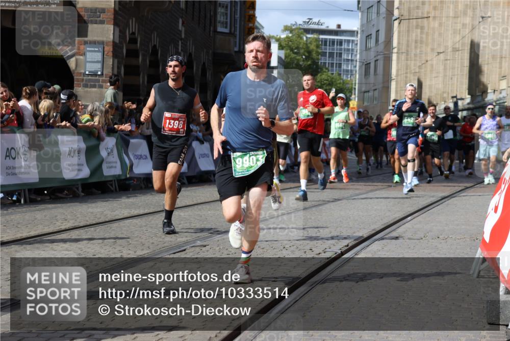 13.09.2026 - 21. swb-Marathon Bremen Strokosch-Dieckow http://msf.ph/oto/10333514 13.09.2026 13:31:36 Ziel 217, 1398, 1627, 2244, 2513, 2602, 2802, 3152, 3343, 3392, 3396, 3762, 4477, 4647, 5375, 5673, 5720, 5765, 5846, 5979, 6147, 6419, 6619, 6732, 6968, 7001, 7296, 7359, 7812, 7882, 8035, 8097, 8339, 8342, 8382, 8726, 9147, 9274, 9337, 9822, 9969, 9977, 13066, 310, 578, 3115, 3239, 3244, 3278, 3858, 3989, 4030, 4164, 4998, 5158, 5363, 5426, 5899, 6062, 6100, 6193, 6213, 6354, 6602, 7242, 7260, 7608, 7790, 7941, 7964, 8078, 8166, 8206, 9016, 9033, 9188, 9568, 9785, 9914, 13151 meine-sportfotos.de