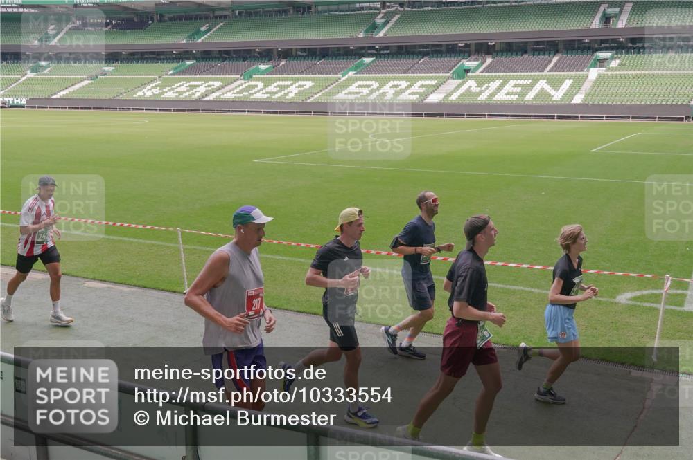 13.09.2026 - 21. swb-Marathon Bremen Michael Burmester http://msf.ph/oto/10333554 13.09.2026 13:06:16 Laufen im Stadion 109, 217, 244, 287, 303, 310, 323, 372, 394, 430, 454, 536, 578, 613, 647, 716, 784, 831, 891, 900, 1073, 1083, 1205, 1239, 1243, 1274, 1307, 1308, 1365, 1369, 1380, 1437, 1533, 1545, 1574, 1581, 1627, 1656, 1780, 1823, 1848, 1871, 1909, 1914, 1932, 1941, 2023, 2076, 2089, 2090, 2126, 2241, 2244, 2265, 2275, 2301, 2310, 2355, 2356, 2393, 2440, 2464, 2602, 2699, 2707, 2721, 2723, 2742, 2764, 2818, 2902, 2959, 2985, 3030, 3115, 3278, 3320, 3343, 3444, 3485 meine-sportfotos.de