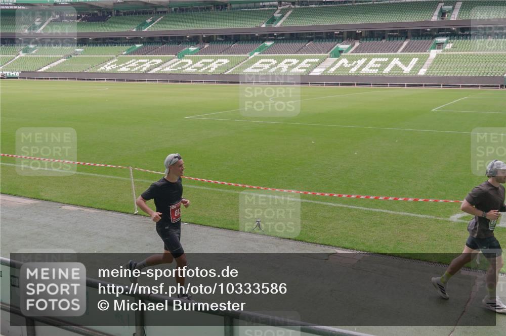 13.09.2026 - 21. swb-Marathon Bremen Michael Burmester http://msf.ph/oto/10333586 13.09.2026 13:06:23 Laufen im Stadion 109, 217, 244, 287, 303, 310, 323, 372, 394, 430, 454, 536, 578, 613, 647, 716, 784, 831, 891, 900, 922, 1073, 1083, 1205, 1243, 1274, 1308, 1365, 1369, 1380, 1437, 1533, 1545, 1574, 1581, 1627, 1823, 1848, 1871, 1909, 1914, 1932, 1938, 2076, 2089, 2090, 2126, 2219, 2241, 2244, 2265, 2275, 2301, 2310, 2355, 2356, 2393, 2440, 2464, 2602, 2699, 2707, 2721, 2742, 2764, 2818, 2902, 2959, 2985, 3030, 3115, 3278, 3444, 3485 meine-sportfotos.de