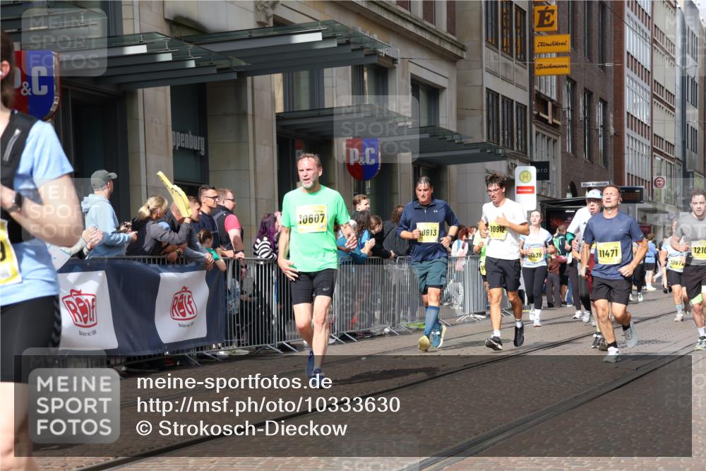13.09.2026 - 21. swb-Marathon Bremen Strokosch-Dieckow http://msf.ph/oto/10333630 13.09.2026 11:03:49 Ziel 10182, 10291, 10390, 10403, 10516, 10607, 10613, 10659, 10671, 10672, 10720, 10726, 10912, 10913, 11149, 11221, 11318, 11319, 11336, 11470, 11471, 11511, 11539, 11618, 11726, 11909, 12001, 12103, 12113, 12140, 12260, 12276, 12392, 12433, 12504, 10090, 10091, 10152, 10327, 10357, 10420, 10429, 10569, 10796, 10902, 10918, 10950, 11211, 11325, 11411, 11451, 11595, 11655, 11746, 11868, 11967, 12074, 12504 meine-sportfotos.de