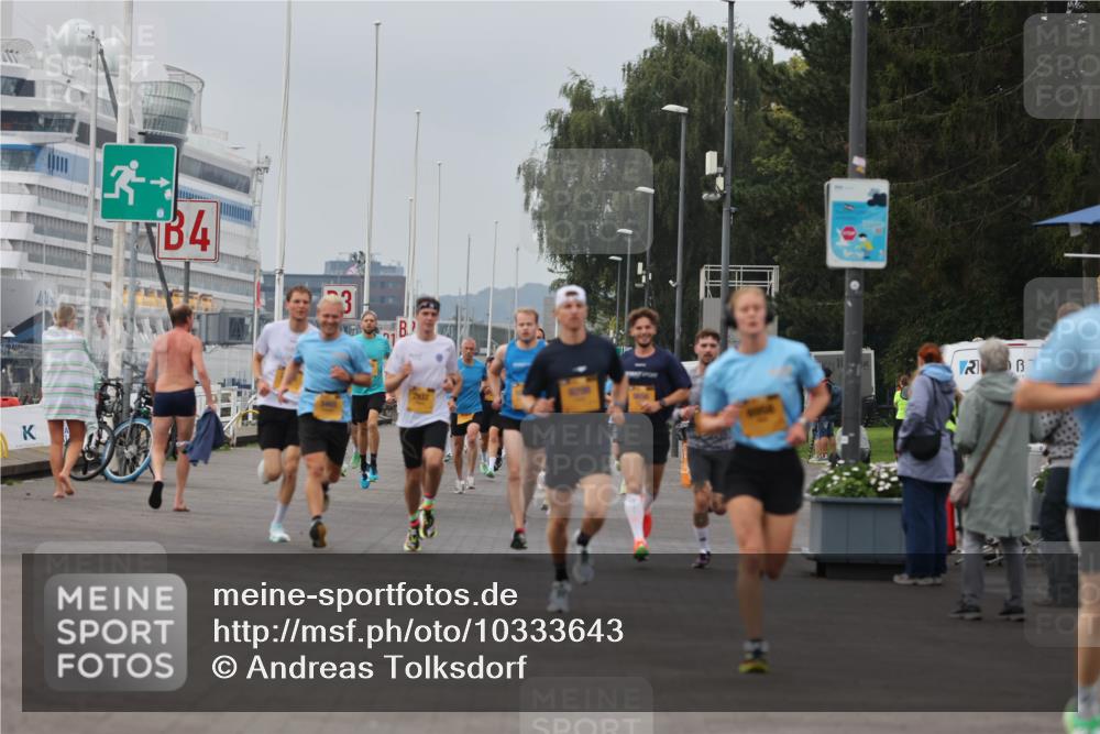 13.09.2026 - Kiel Lauf Andreas Tolksdorf http://msf.ph/oto/10333643 13.09.2026 09:51:52 Kiellinie 4, 3 meine-sportfotos.de