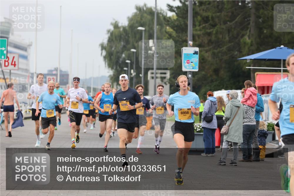 13.09.2026 - Kiel Lauf Andreas Tolksdorf http://msf.ph/oto/10333651 13.09.2026 09:51:52 Kiellinie 4, 3, 3465, 2937, 9298, 10964, 8656, 4199, 39, 6958 meine-sportfotos.de