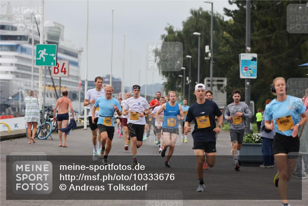 13.09.2026 - Kiel Lauf Andreas Tolksdorf http://msf.ph/oto/10333676 13.09.2026 09:51:53 Kiellinie 4, 3465, 2937, 10964, 9298, 4199, 6958 meine-sportfotos.de