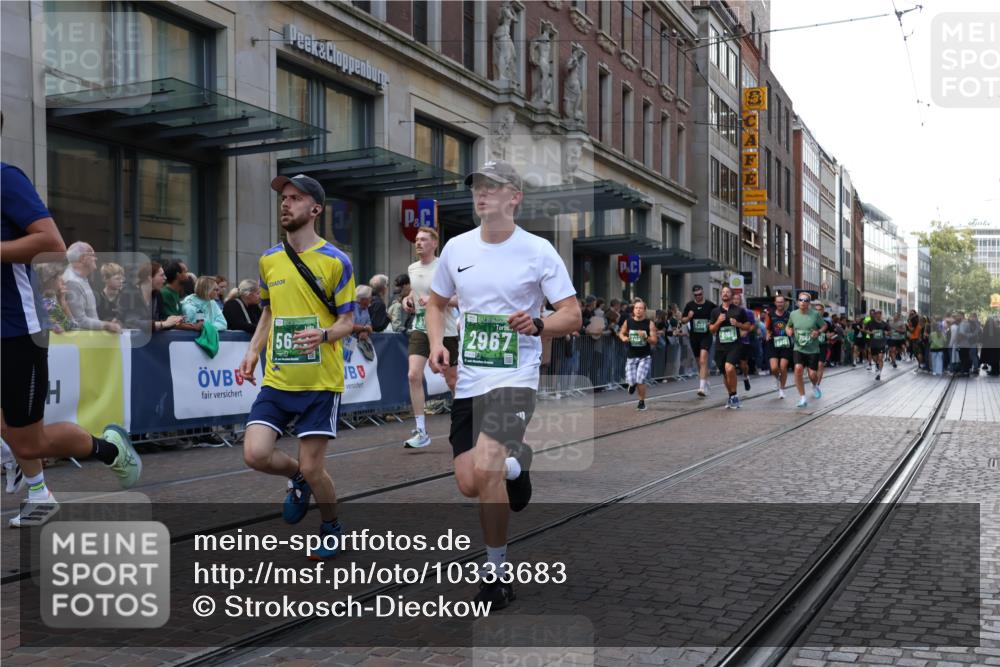 13.09.2026 - 21. swb-Marathon Bremen Strokosch-Dieckow http://msf.ph/oto/10333683 13.09.2026 13:23:52 Ziel 102, 776, 909, 1199, 1250, 2210, 2295, 2370, 2491, 2967, 3044, 3372, 4000, 4559, 5012, 5104, 5208, 5257, 5397, 5481, 5623, 5928, 5929, 6105, 6772, 7059, 7069, 7081, 7094, 7105, 8082, 8179, 8415, 9087, 9916, 10059, 13219, 135, 342, 672, 2288, 2485, 2490, 2517, 2560, 2627, 3138, 3642, 3856, 4601, 4671, 5011, 5116, 5146, 5231, 5908, 6157, 6332, 6648, 6843, 6848, 7105, 7216, 7357, 7475, 7761, 8051, 8052, 8095, 8290, 8560, 10059, 10115, 13007, 13197 meine-sportfotos.de