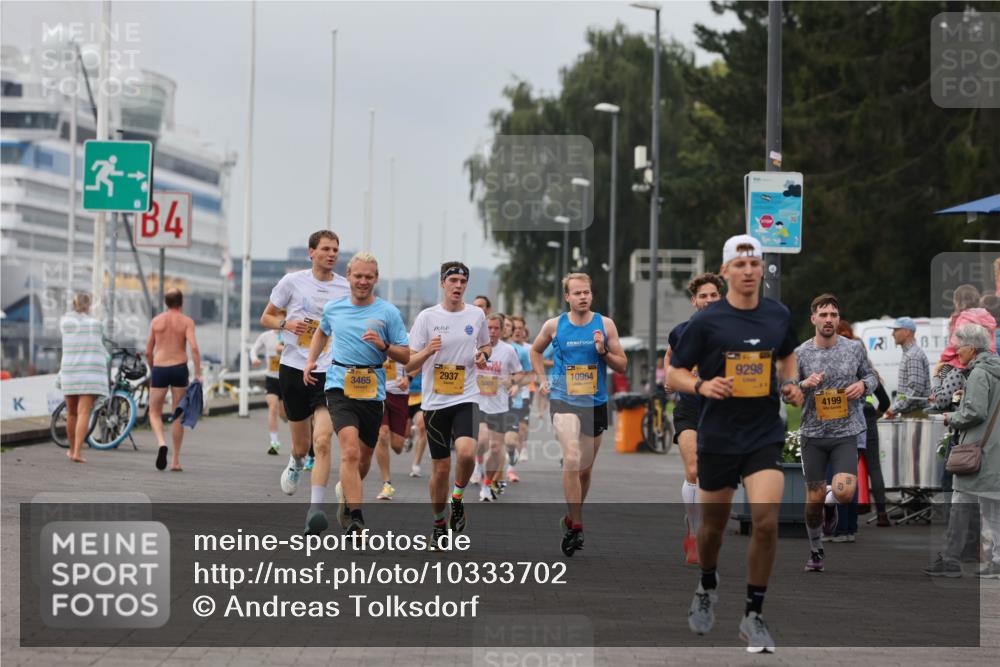 13.09.2026 - Kiel Lauf Andreas Tolksdorf http://msf.ph/oto/10333702 13.09.2026 09:51:54 Kiellinie 3, 4, 3465, 2937, 10964, 5001, 67, 9298, 4199 meine-sportfotos.de