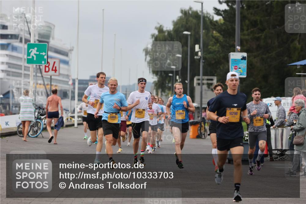 13.09.2026 - Kiel Lauf Andreas Tolksdorf http://msf.ph/oto/10333703 13.09.2026 09:51:54 Kiellinie 4, 9298, 2937, 10964, 3465, 4199 meine-sportfotos.de