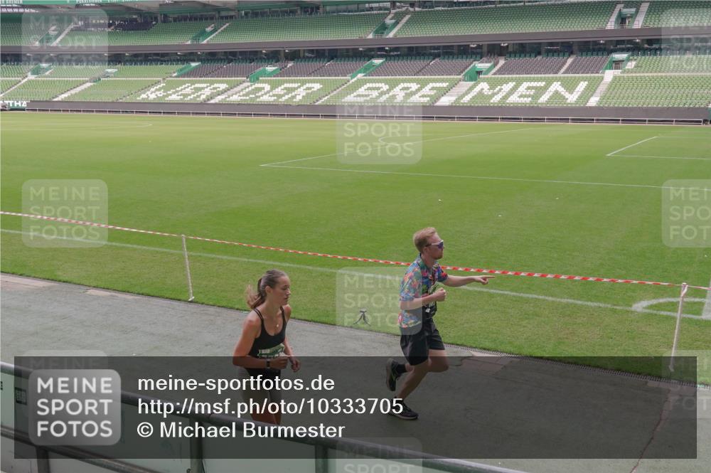 13.09.2026 - 21. swb-Marathon Bremen Michael Burmester http://msf.ph/oto/10333705 13.09.2026 13:06:34 Laufen im Stadion 109, 132, 156, 217, 244, 287, 303, 310, 323, 372, 394, 430, 454, 536, 578, 613, 647, 716, 784, 831, 834, 891, 900, 922, 1073, 1083, 1189, 1205, 1243, 1274, 1308, 1365, 1369, 1380, 1437, 1533, 1545, 1574, 1581, 1823, 1848, 1871, 1909, 1926, 1938, 2070, 2076, 2090, 2219, 2241, 2244, 2265, 2275, 2301, 2310, 2318, 2355, 2356, 2393, 2440, 2464, 2602, 2699, 2707, 2721, 2731, 2742, 2764, 2818, 2902, 2911, 2960, 2985, 3030, 3115, 3278, 3444, 3485 meine-sportfotos.de