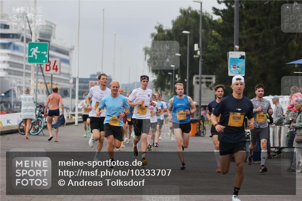 13.09.2026 - Kiel Lauf Andreas Tolksdorf http://msf.ph/oto/10333707 13.09.2026 09:51:54 Kiellinie 4, 3465, 2937, 10964, 9298, 4199 meine-sportfotos.de