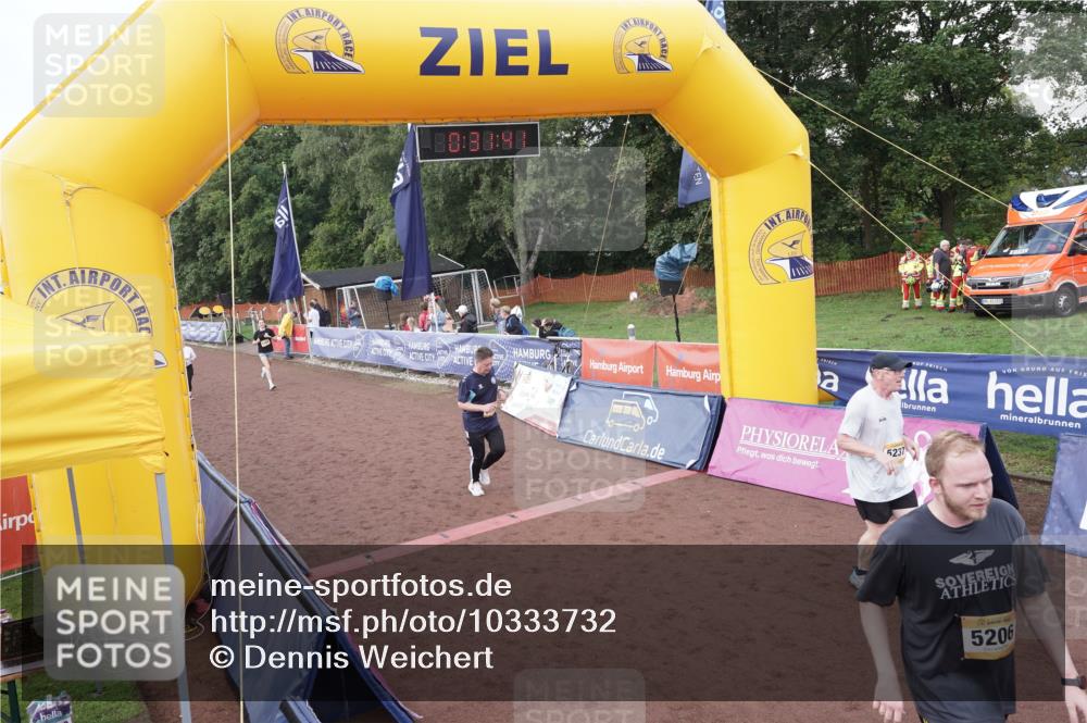 13.09.2026 - Airport Race Dennis Weichert http://msf.ph/oto/10333732 13.09.2026 10:32:14 Ziel 4053, 4167, 5072, 5091, 5206, 5237, 5330, 5394 meine-sportfotos.de
