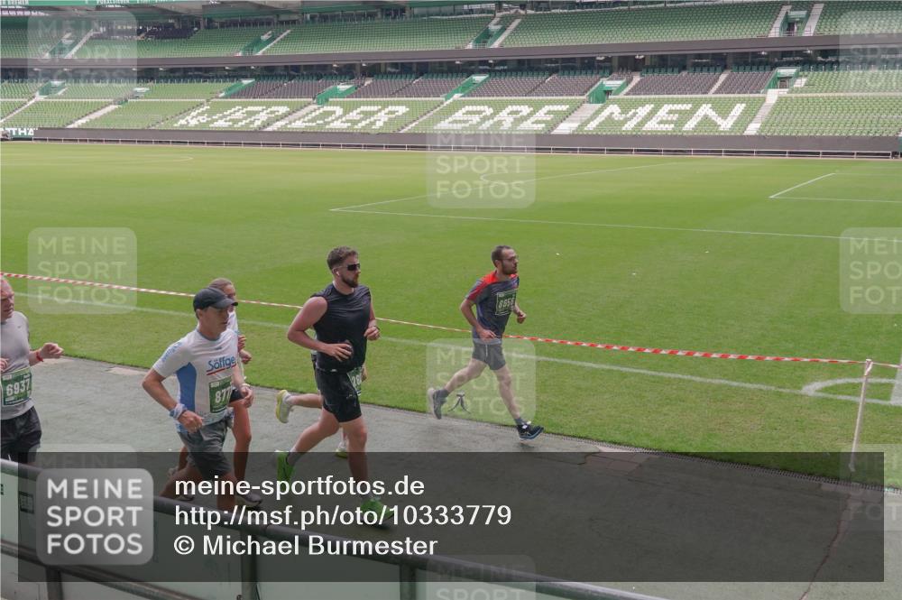 13.09.2026 - 21. swb-Marathon Bremen Michael Burmester http://msf.ph/oto/10333779 13.09.2026 13:06:46 Laufen im Stadion 109, 132, 156, 217, 244, 287, 303, 310, 372, 394, 430, 454, 489, 578, 607, 613, 682, 716, 784, 831, 834, 846, 891, 900, 922, 1083, 1189, 1205, 1274, 1308, 1365, 1369, 1380, 1387, 1437, 1533, 1545, 1574, 1581, 1600, 1823, 1841, 1848, 1854, 1871, 1909, 1926, 1938, 2070, 2076, 2090, 2219, 2244, 2265, 2275, 2283, 2301, 2310, 2318, 2355, 2356, 2393, 2440, 2464, 2699, 2707, 2721, 2731, 2755, 2818, 2902, 2911, 2960, 3115, 3444, 3485 meine-sportfotos.de