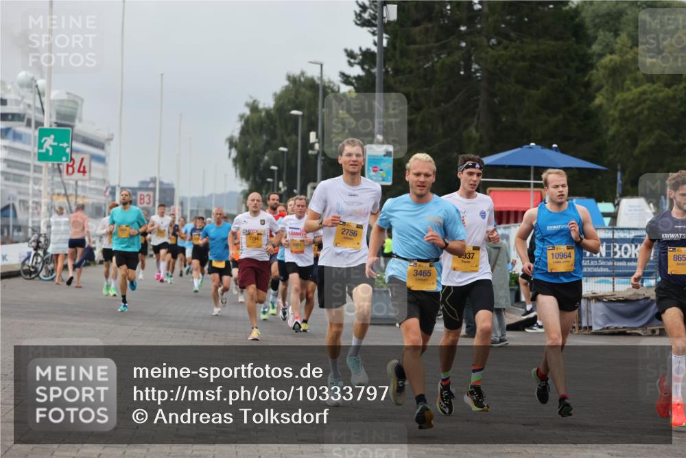 13.09.2026 - Kiel Lauf Andreas Tolksdorf http://msf.ph/oto/10333797 13.09.2026 09:51:57 Kiellinie 4, 3, 7294, 5001, 2756, 3465, 937, 10964, 39, 865 meine-sportfotos.de