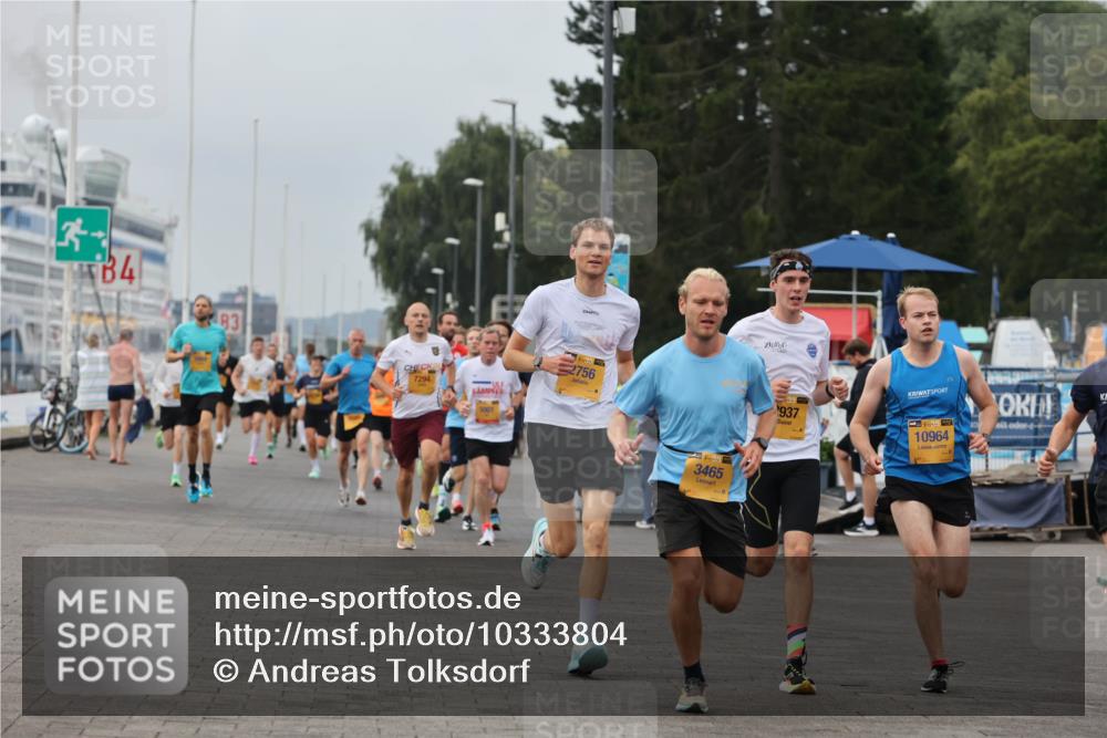 13.09.2026 - Kiel Lauf Andreas Tolksdorf http://msf.ph/oto/10333804 13.09.2026 09:51:58 Kiellinie 4, 83, 7294, 2756, 39, 3465, 937, 10964 meine-sportfotos.de