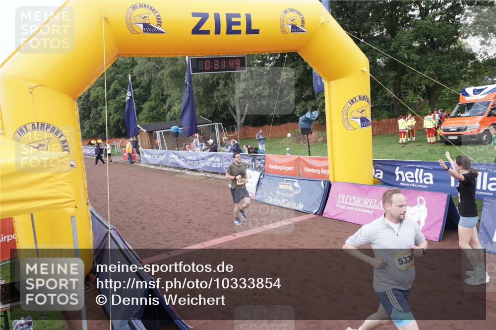 13.09.2026 - Airport Race Dennis Weichert http://msf.ph/oto/10333854 13.09.2026 10:32:22 Ziel 4053, 5072, 5330, 5394, 5395 meine-sportfotos.de